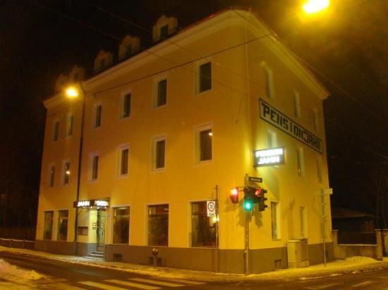 Pension Jahn Salzburg Bagian luar foto
