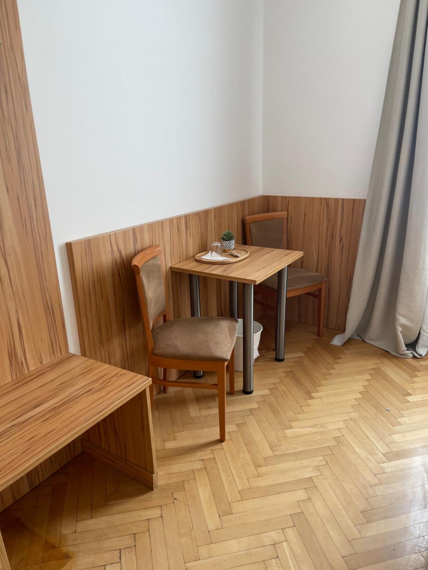 Pension Jahn Salzburg Bagian luar foto